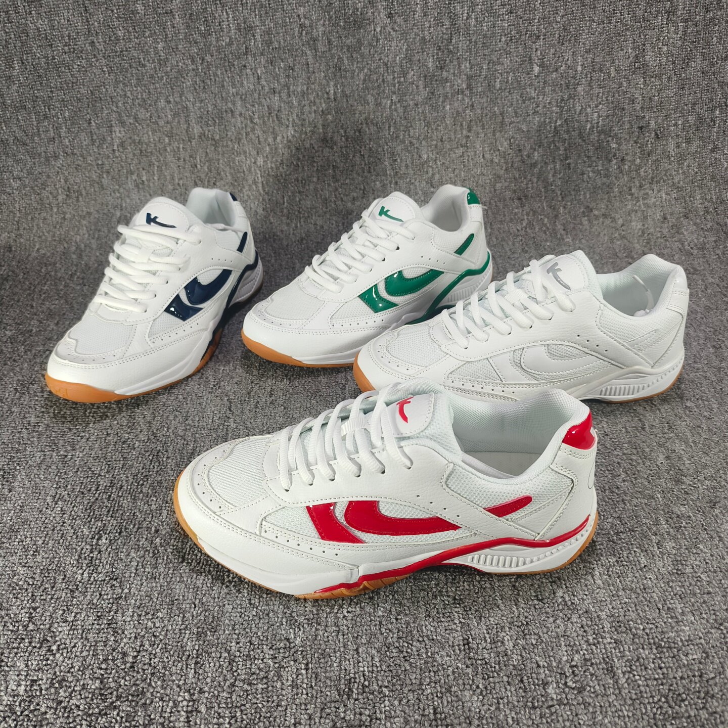 日单尾货！羽毛球鞋夏季男鞋大码白色运动鞋轻便透气贴地防滑鞋子