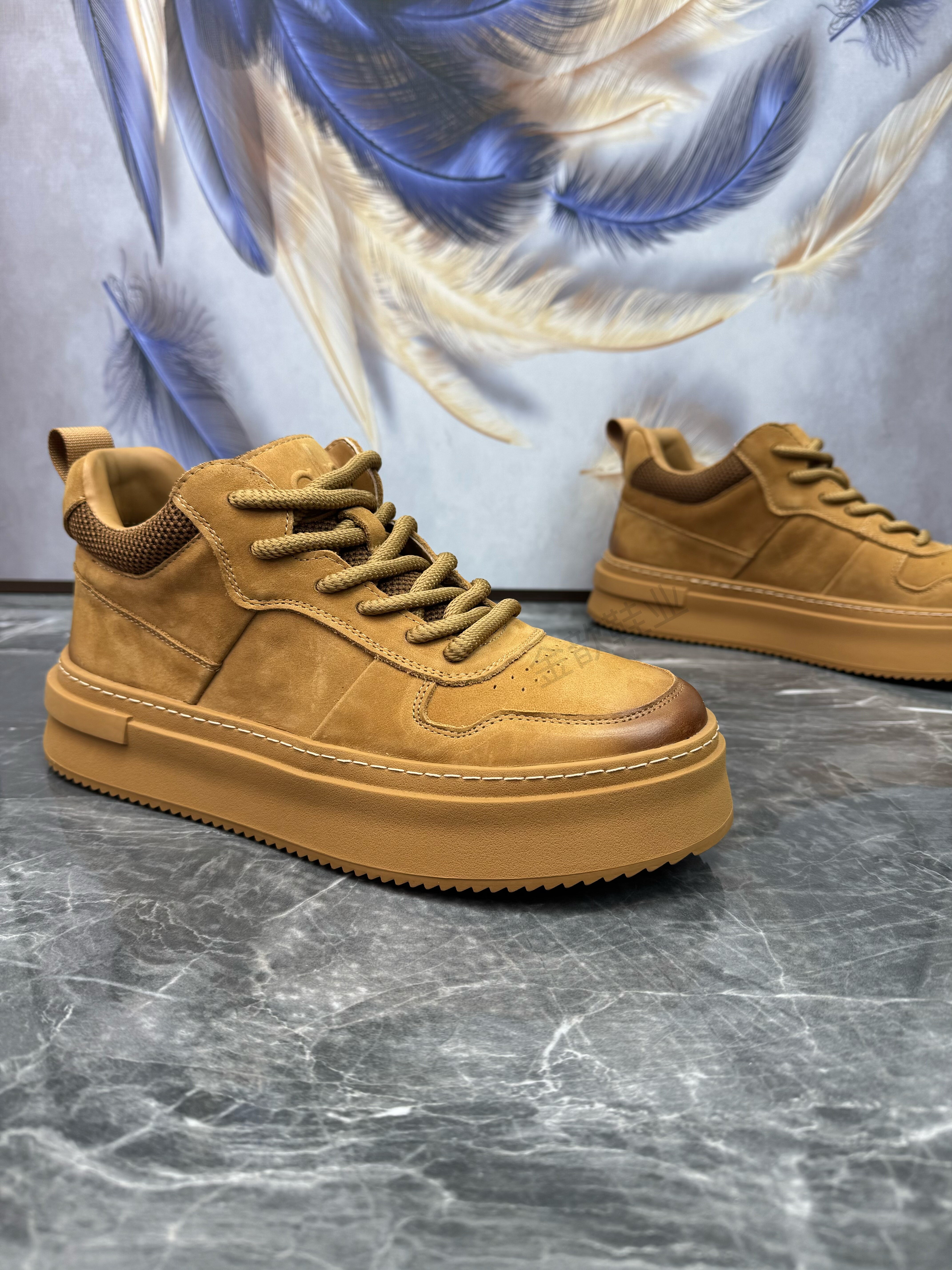 头层牛皮防滑软厚底运动休闲板鞋