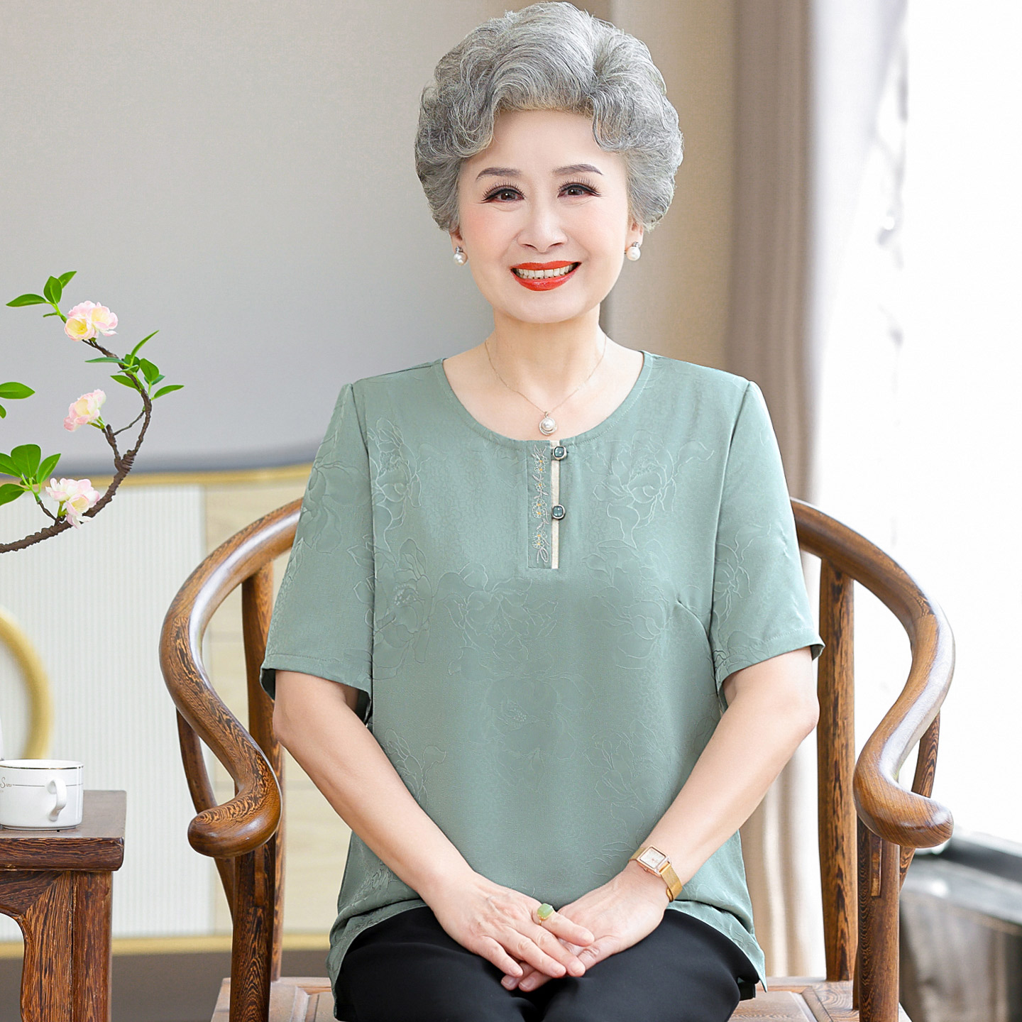 奶奶夏装真丝短袖T恤女