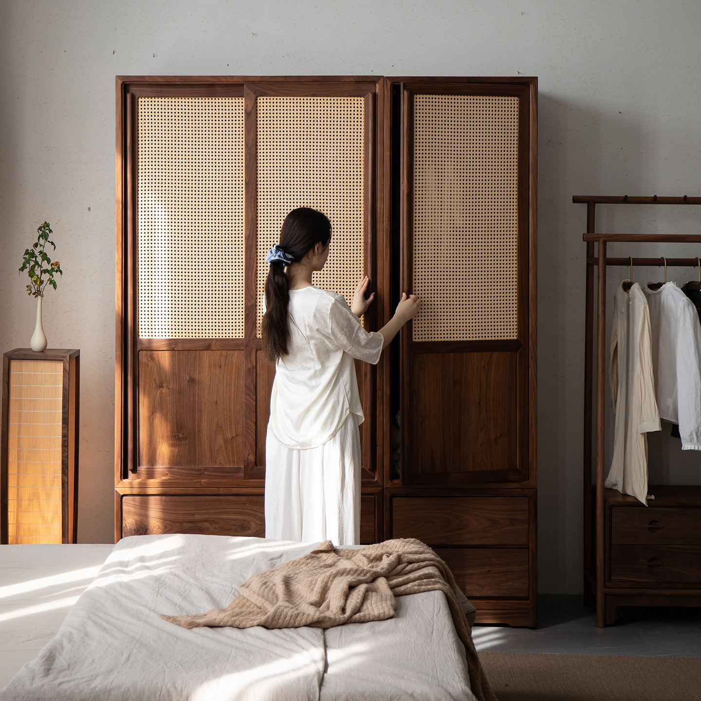 新中式实木衣柜家用卧室大衣橱柜