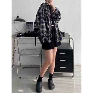 港风复古格子衬衫女夏季新款薄款宽松设计感小众上衣外套早春秋款