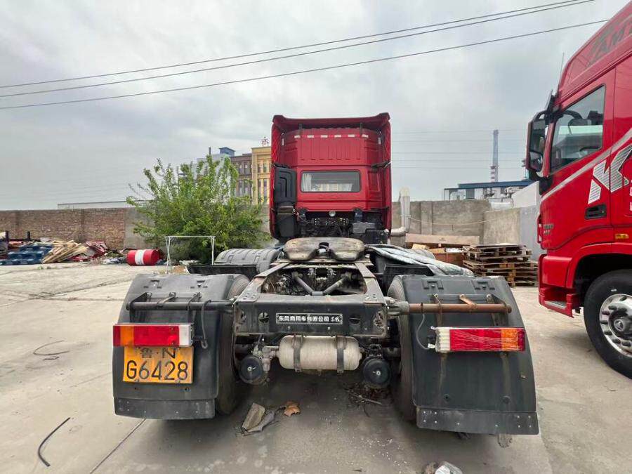 5月8日德州市车牌号为鲁NG6428东风牌重型半挂牵引车网络拍卖公告