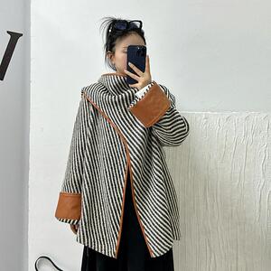 30%羊毛混纺编织条纹大衣女 设计感不对称仿羊皮包边披肩围巾外套