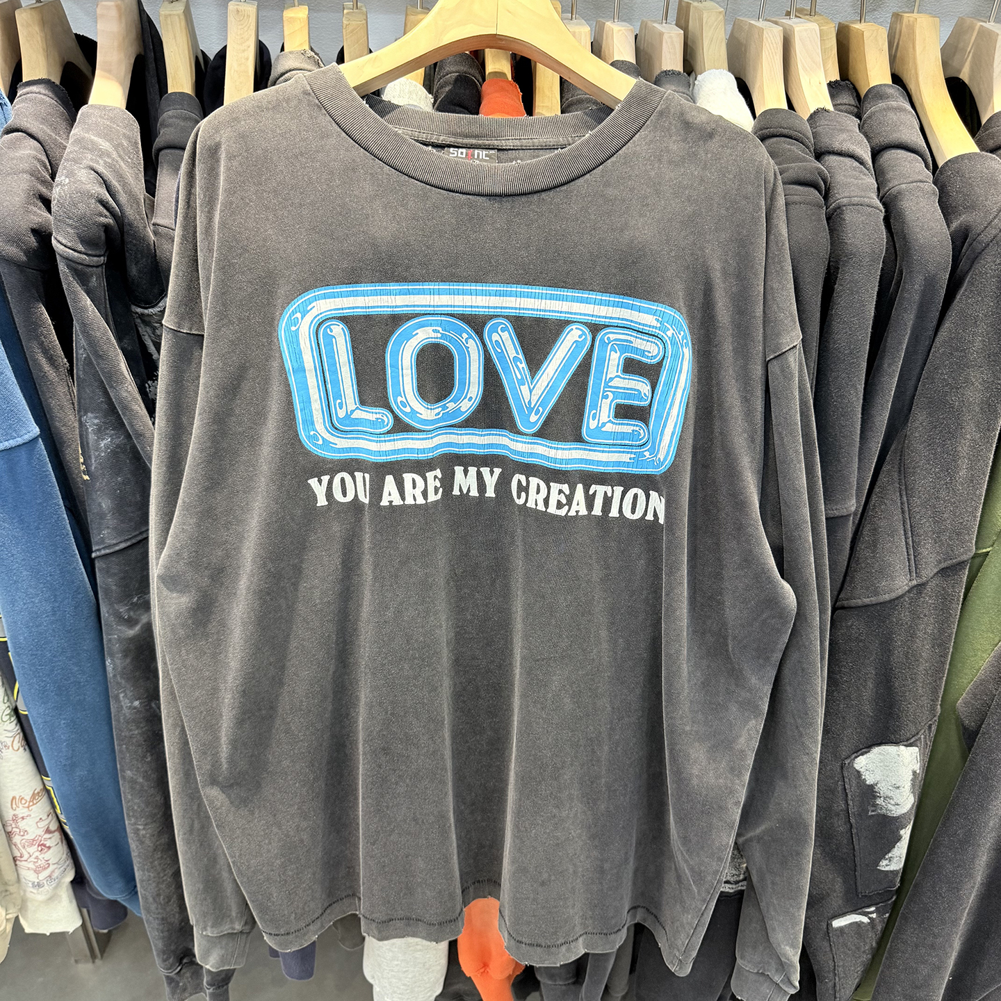 SAINT复古做旧LOVE千纸鹤裂纹图案印花男女同款长袖宽松长袖T恤潮