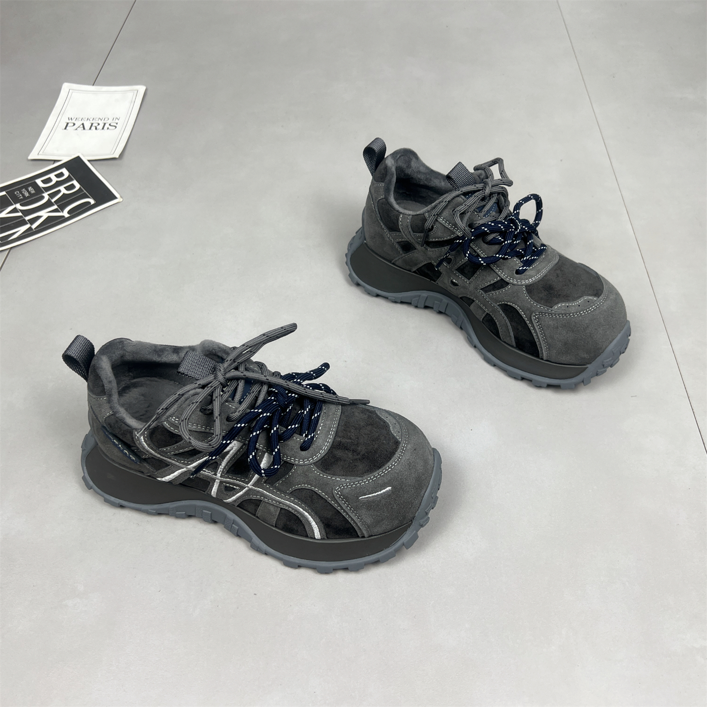 真皮加绒丑萌老爹鞋女2025冬季