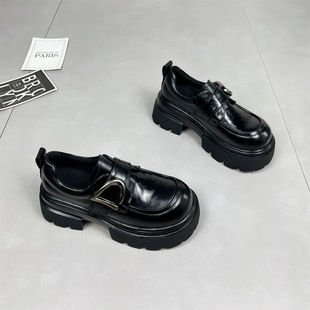 英伦风加绒显脚小运动休闲鞋 新款 子 女2025冬季 真皮松糕厚底乐福鞋