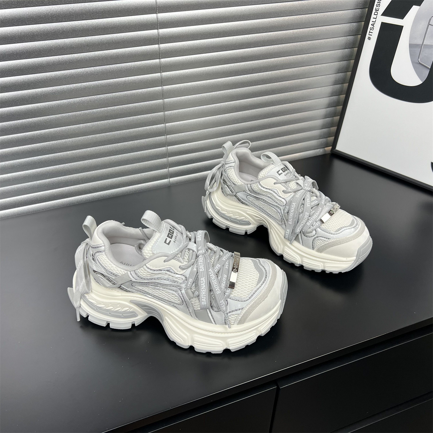 真皮厚底增高老爹鞋女2026春季新款圆头系带百搭时尚休闲运动鞋潮