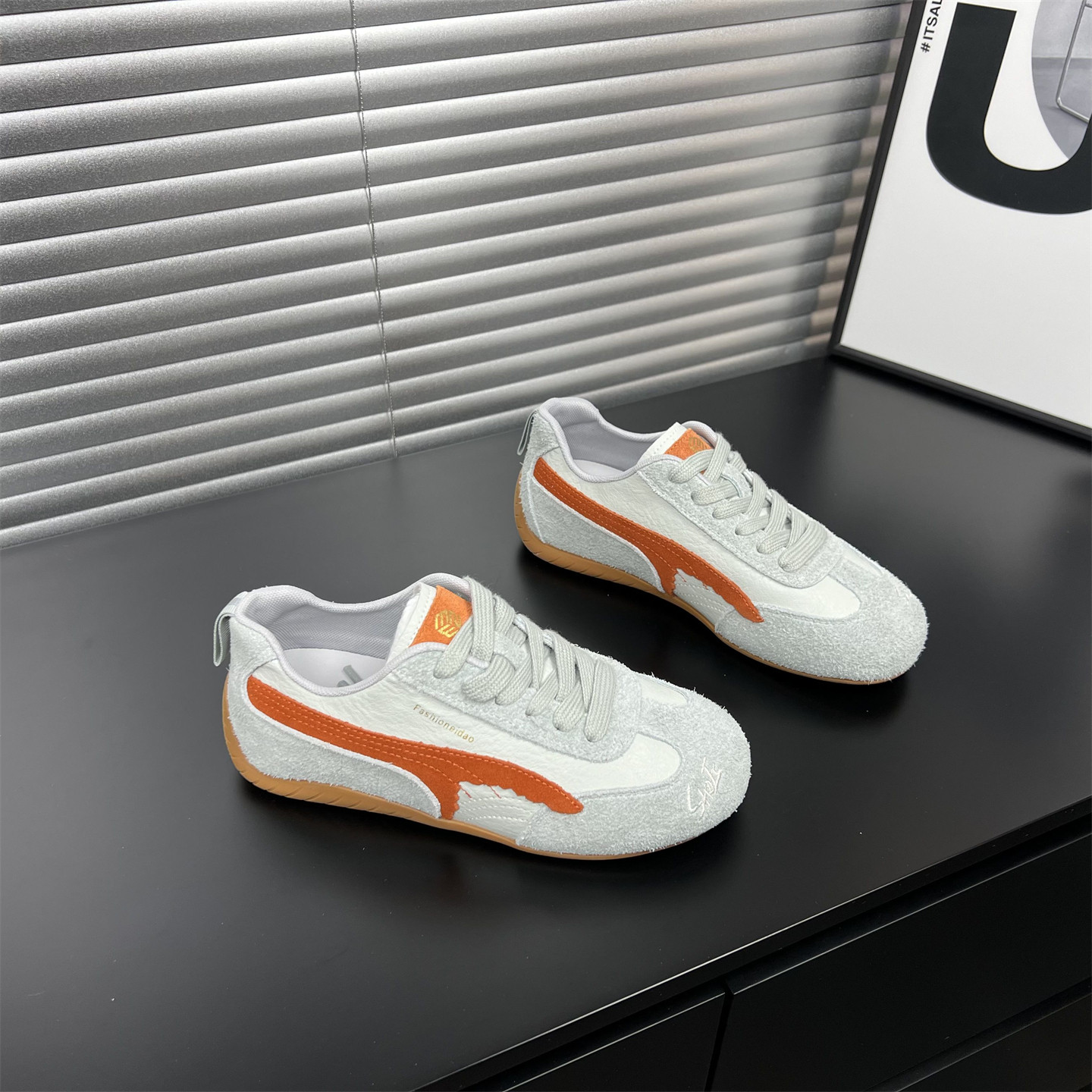 真皮内增高德训鞋女2026春季新款超软轻便显脚小芭蕾休闲运动鞋潮