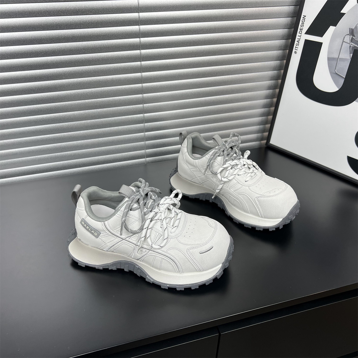 真皮小蛮腰厚底阿甘老爹鞋女2026春季新款双系带百搭休闲运动鞋