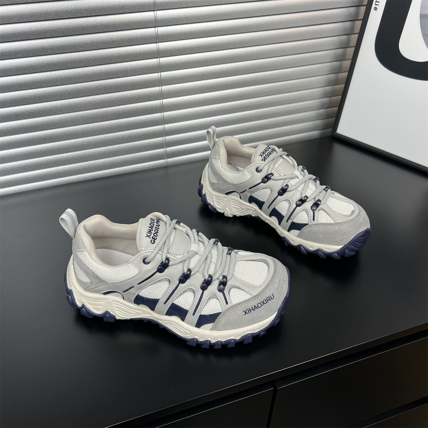 真皮厚底登山鞋女2026春季新款韩版圆头系带透气户外休闲时尚板鞋