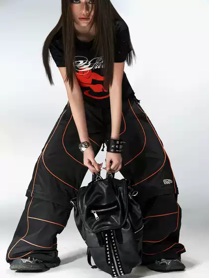 [Pccvision] 3Man0N Track Runway Color-Blocked Embroidered Detachable Loose Black Sweatpants