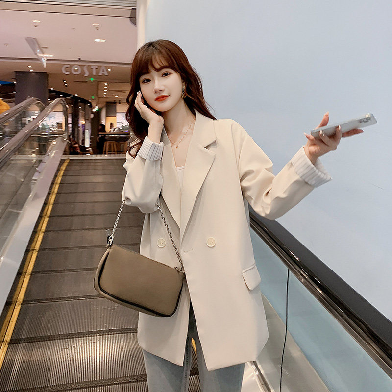 西装外套女2022春秋季新款设计感小众韩版小个子网红小西服女上衣在类目 女装/女士精品, 西装中 - 来自Buy2taobao.com提供专业的淘宝代购服务