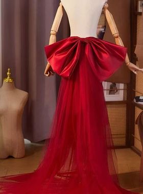 2025新款lolita手工大红色蝴蝶结拖尾纱腰间可拆卸婚纱主持人配饰