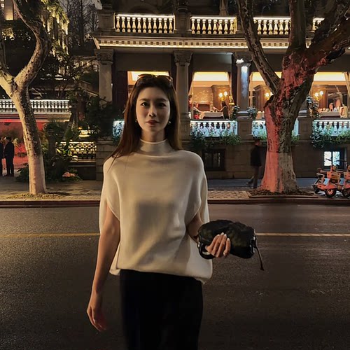 100%纯羊毛小众无缝一体毛衣斗篷