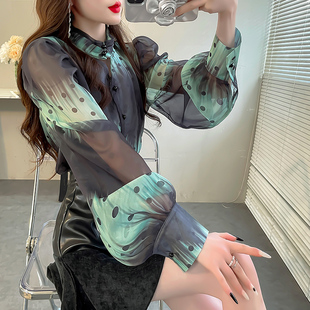 洋气波点印花欧根纱法式衬衫上衣名媛立领渐变泡泡袖雪纺衬衣女春