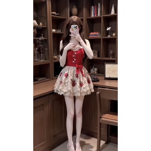 甜美可爱少女新款 裙 法式 玫瑰刺绣吊带连衣裙蝴蝶结蕾丝蛋糕裙夏季