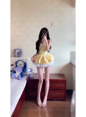 辣妹性感纯欲风甜美抹胸收腰显瘦蓬蓬连衣超短裙短裤减龄两件套装