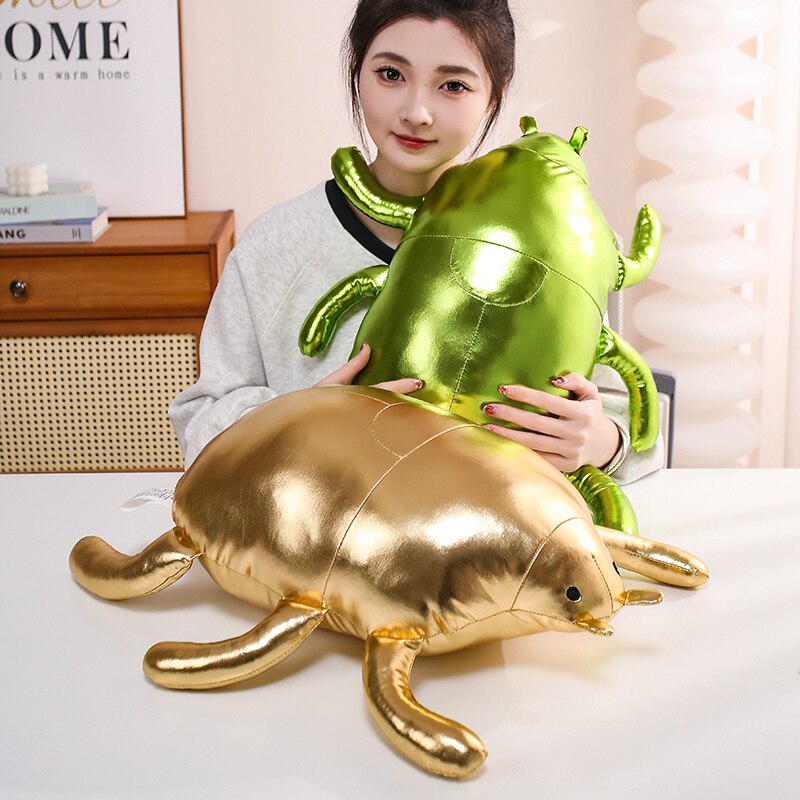金龟子甲壳虫亮皮抱枕靠垫金色绿色家居装饰创意造型枕