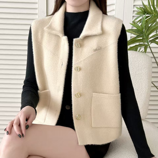 马甲女款2026新款今年流行爆款加厚坎肩外穿马夹毛衣背心女外套冬