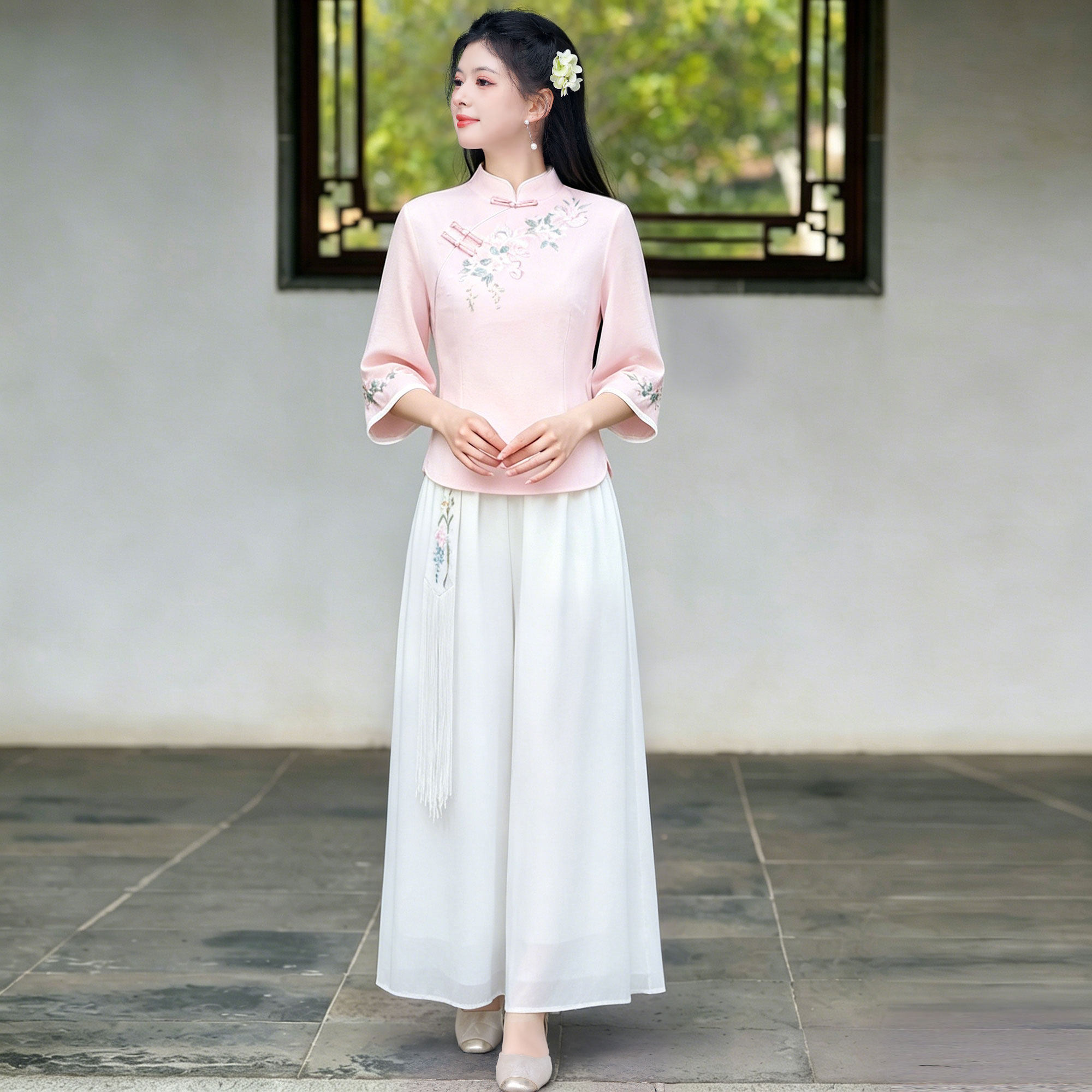 新中式刺绣汉服上衣女显瘦套装