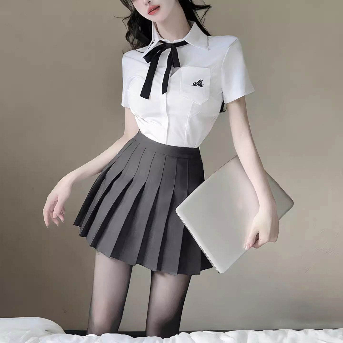 学院风短袖白领衬衫百褶裙套装女夏显瘦性感制服美容院职业工作服