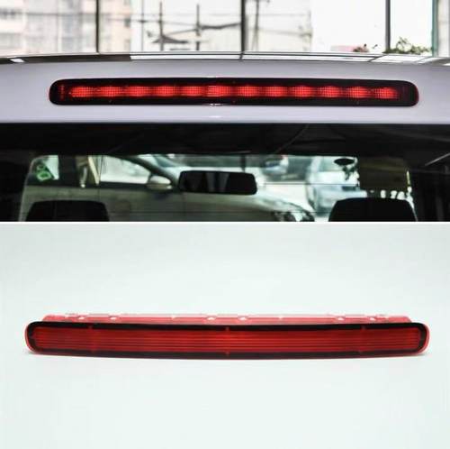 斯柯达野帝后排刹车灯