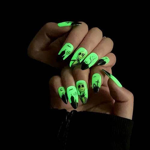24Pcs Noctilucent skull Fake Nails Almond Long Press On Nail