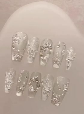 Snow White Carol Winter Handmade Press On Nails White Christ