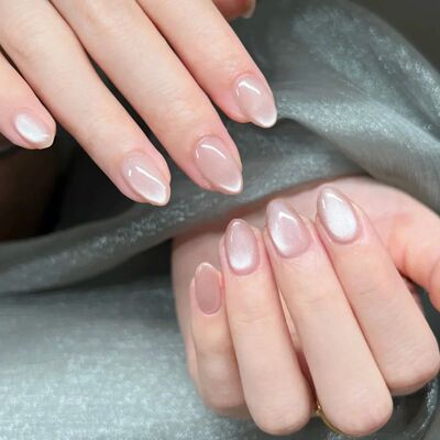 24Pcs Press on Nails Short Almond Nude Pink Cat's Eye Full C