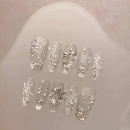 Snow White Carol Winter Handmade Press On Nails White Christ