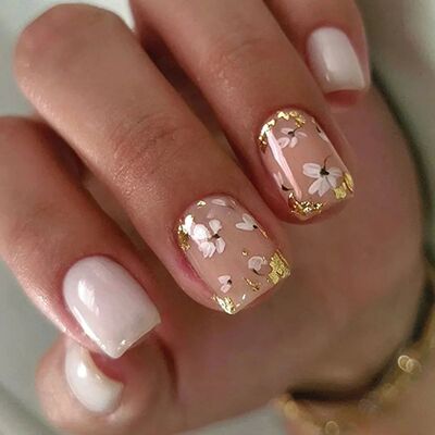 24pcs Wearable False Nails Press on Simple Flower Short Squa