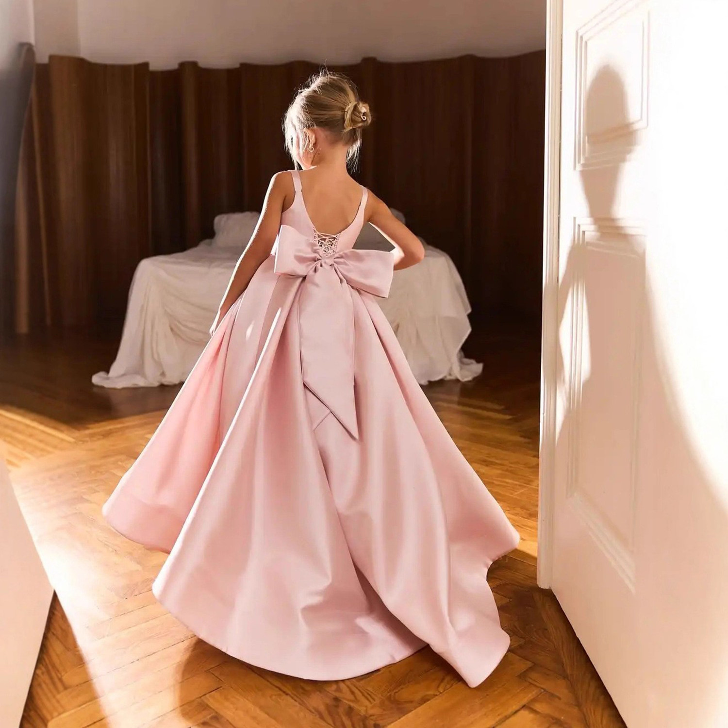 女童晚礼服宝宝公主裙婚纱花童女孩生日模特走秀钢琴演出服洋气粉