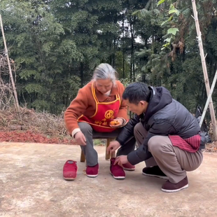 鸡婆鞋冬季加绒加厚保暖中老年妈妈鞋布鞋女棉鞋平底防滑奶奶棉靴