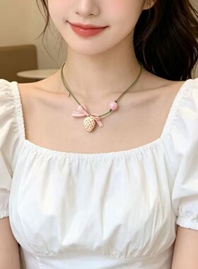 小清新田园风草莓蝴蝶结吊坠项链时尚百搭甜美优雅气质锁骨链女