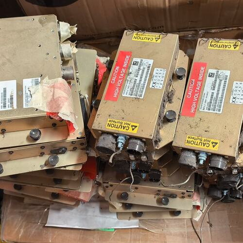 飞机内部电源，适用于教学培训和研究，型号3E2YB/103---议价商品