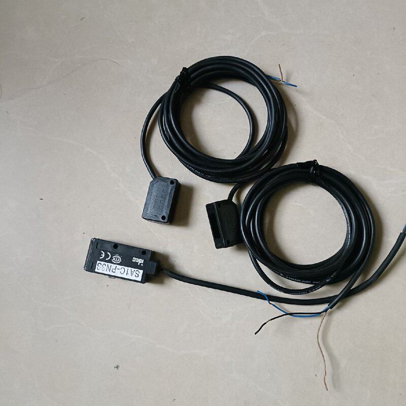 日本和泉IDEC SA1E-TN1R-NA-2M二手一对--议价商品