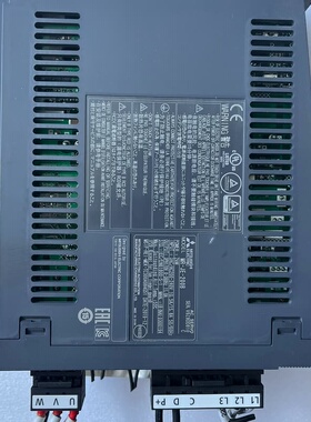 三菱伺服电机驱动器MR-JE-100B 1KW--议价商品