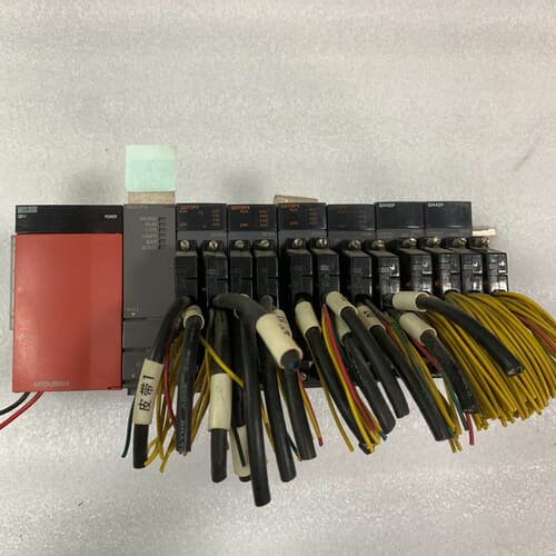 三菱Q系列PLC一套 Q02CPU+QX42+QY42P+Q--议价商品