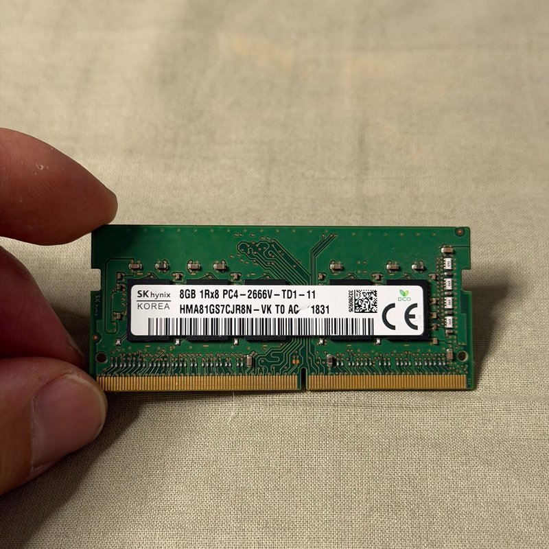 DDR4 8G ECC 3200内存CJR 9粒装--议价商品
