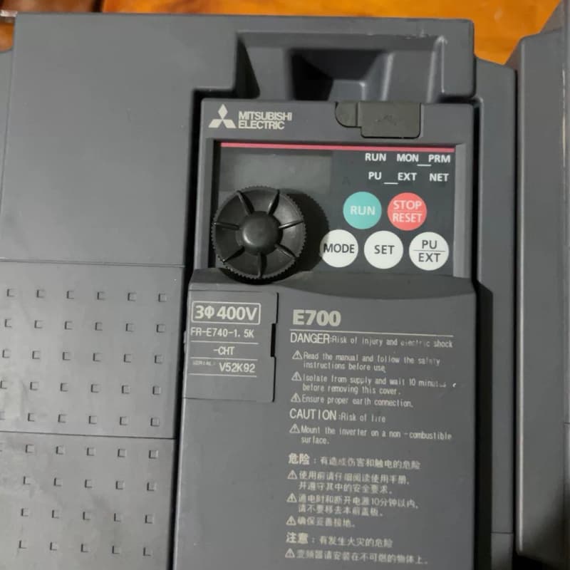 三菱E700系列变频器,型号FR-E740-1.5K-CHT--议价商品