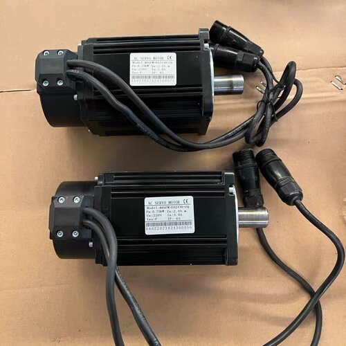80SFM-E02430-ZQ伺服电机，750W，二手拆机实--议价商品