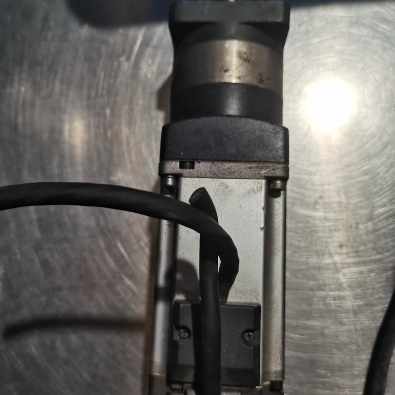 松下伺服电机MSMU042G1U,400W,100-120V--议价商品