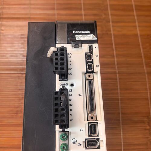 松下伺服驱动器MDDHT5540CA1--议价商品