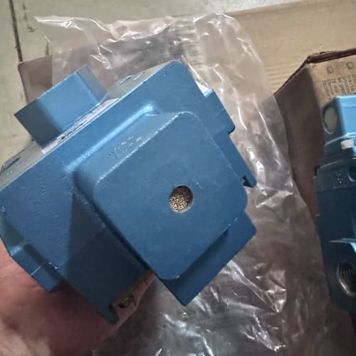 美国MAC电磁阀 57D-11-500EA，全新原装正品，库--议价商品