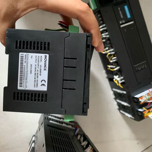 汇川PLC H3U-3624MT，拆机品，成色漂亮，功能完好--议价商品