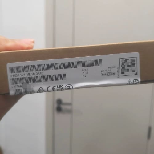 西门子6ES7 521-1BL10-0AA0，全新原装未开封--议价商品
