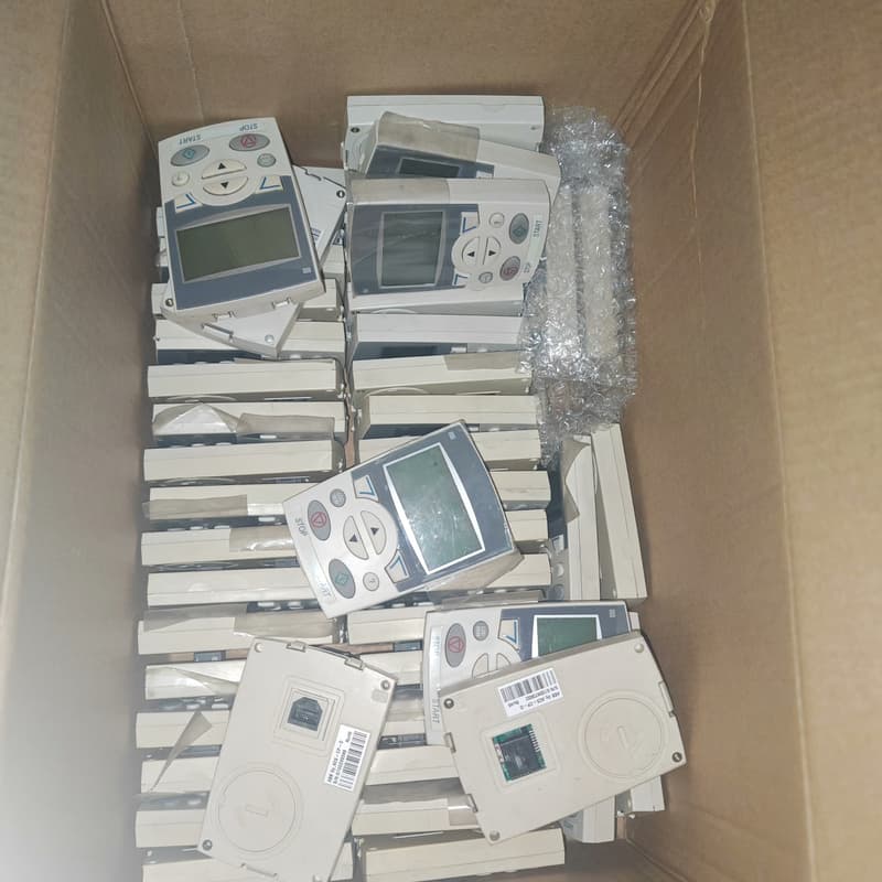 ABB变频器控制面板,型号ACS-CP-D,中文英文都有。实--议价商品