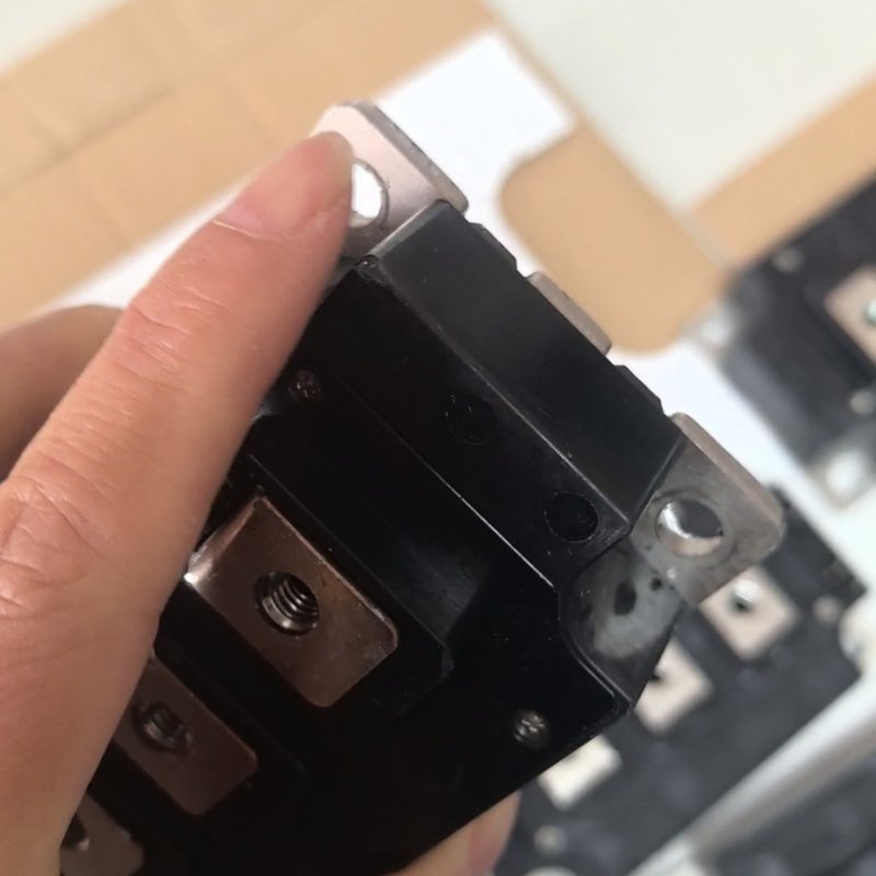 CM300DY-24A三菱模块第二第三第4张图是第1排第2排--议价商品