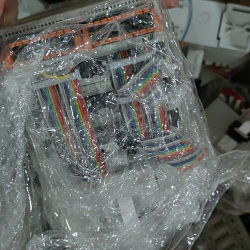 出售几乎全新的三菱PLC模块，型号FX5-C32EX/D和F--议价商品