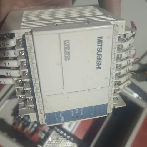 Mitsubishi/三菱PLC FX1S-20MR-001--议价商品